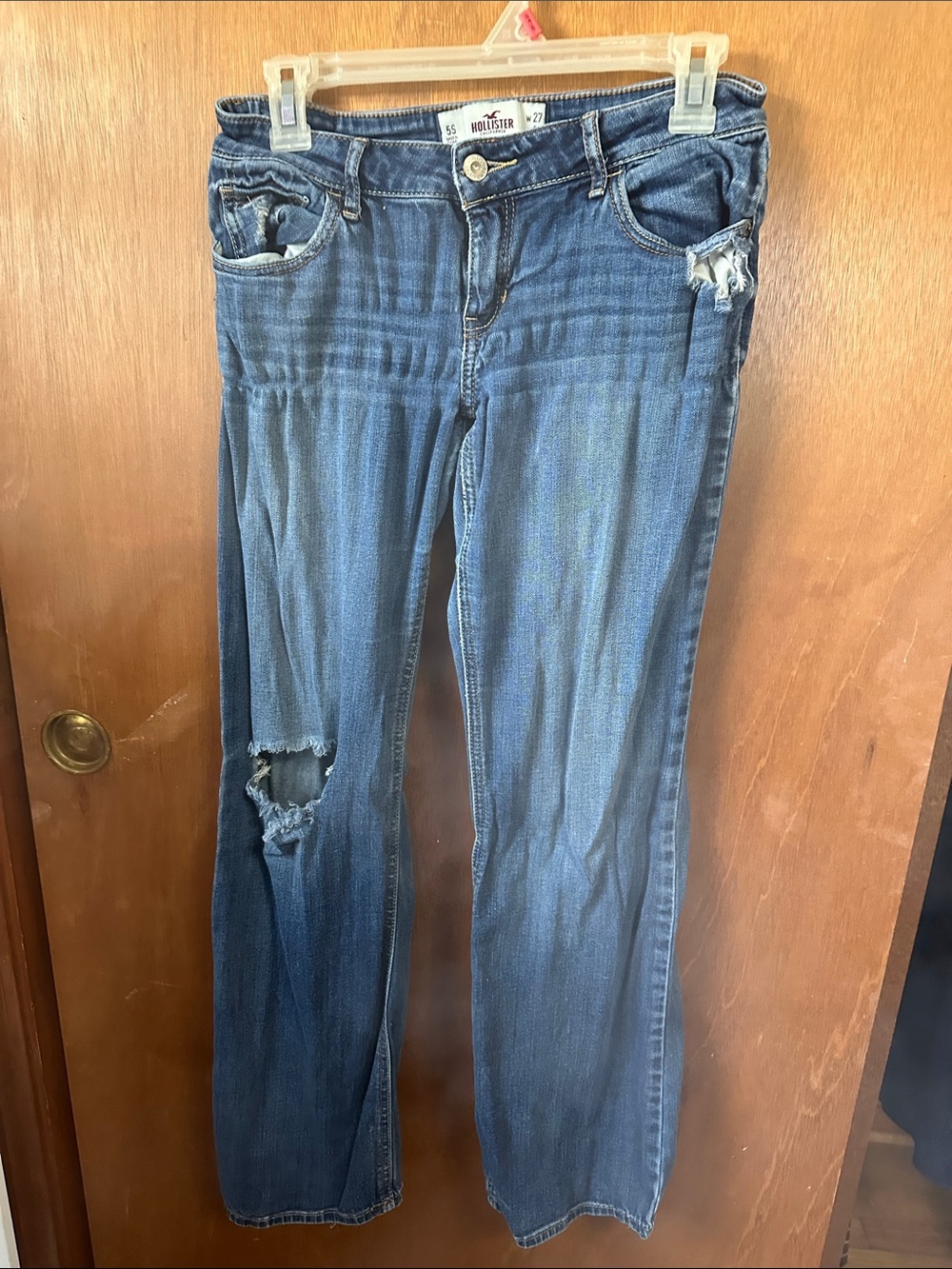 Hollister Women's Medium Blue Straight-Leg Distressed Jeans